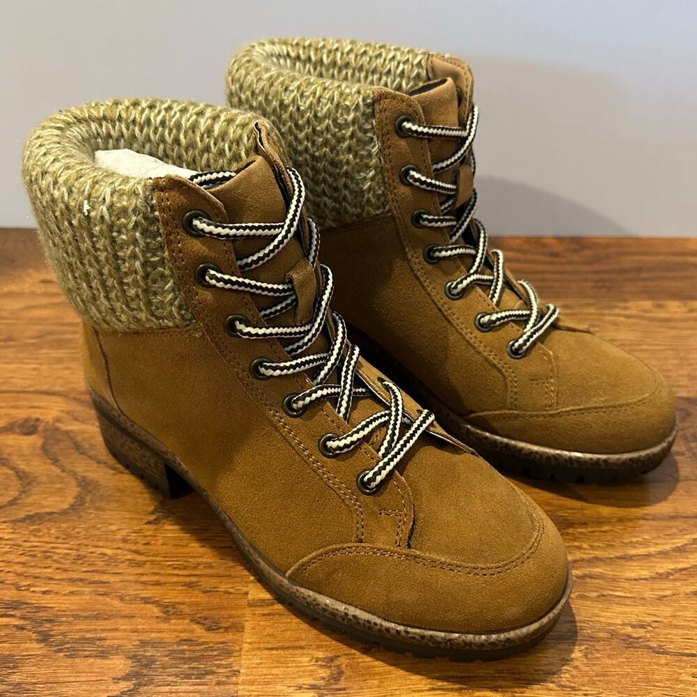 Very Volatile Pullman Leather Sweater Booties Tan Women’s Size 7 NWT Cozy Chic